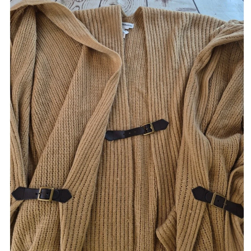 Croft & Barrow Tan Ribbed Knit Poncho Wrap Faux Leather Buckle Fringe OS